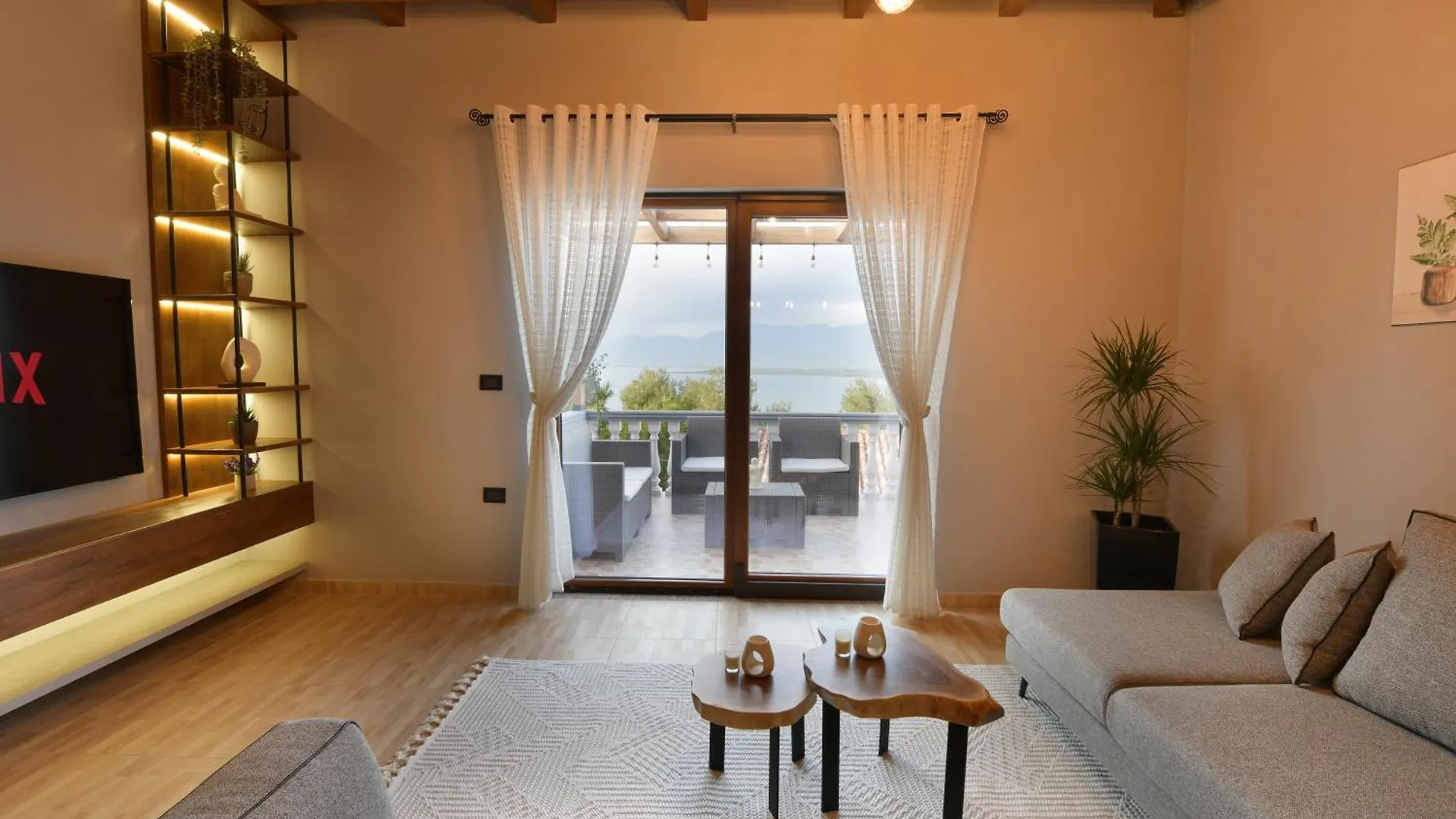 Villa Montelago Široka